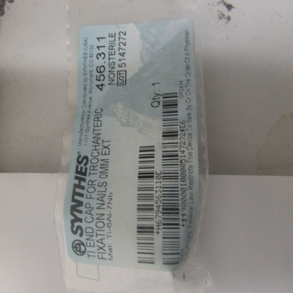 456.311 - SYNTHES - ti end cap for trochanteric fixation nails 0mm ext, () - ( Expiry Date: EACH )