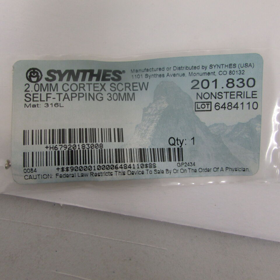 201.83 - SYNTHES - 2.0mm cortex screw self-tapping 30mm, () - ( Expiry Date: EACH )