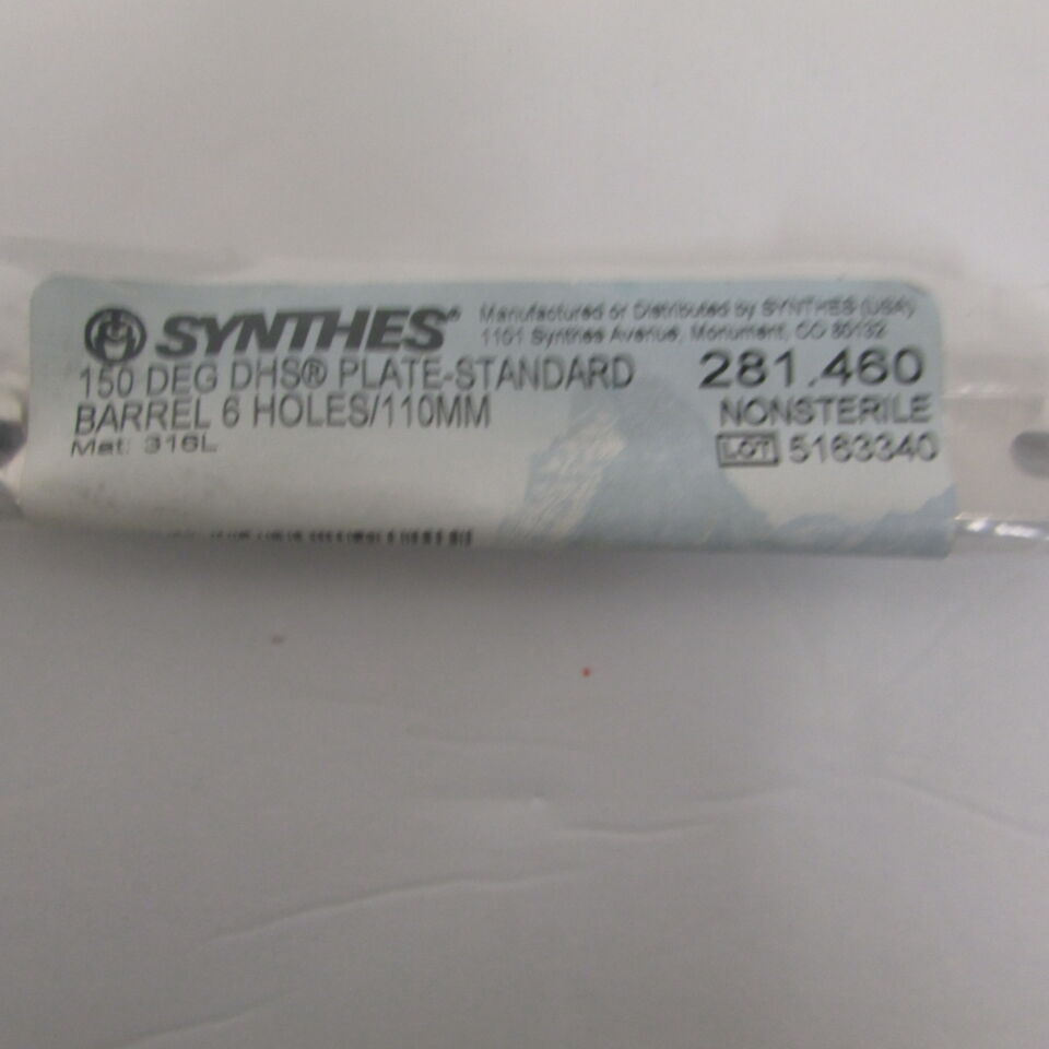 281.46 - SYNTHES - 150 deg dhs plate-standard barrel 6 holes/110mm, () - ( Expiry Date: EACH )