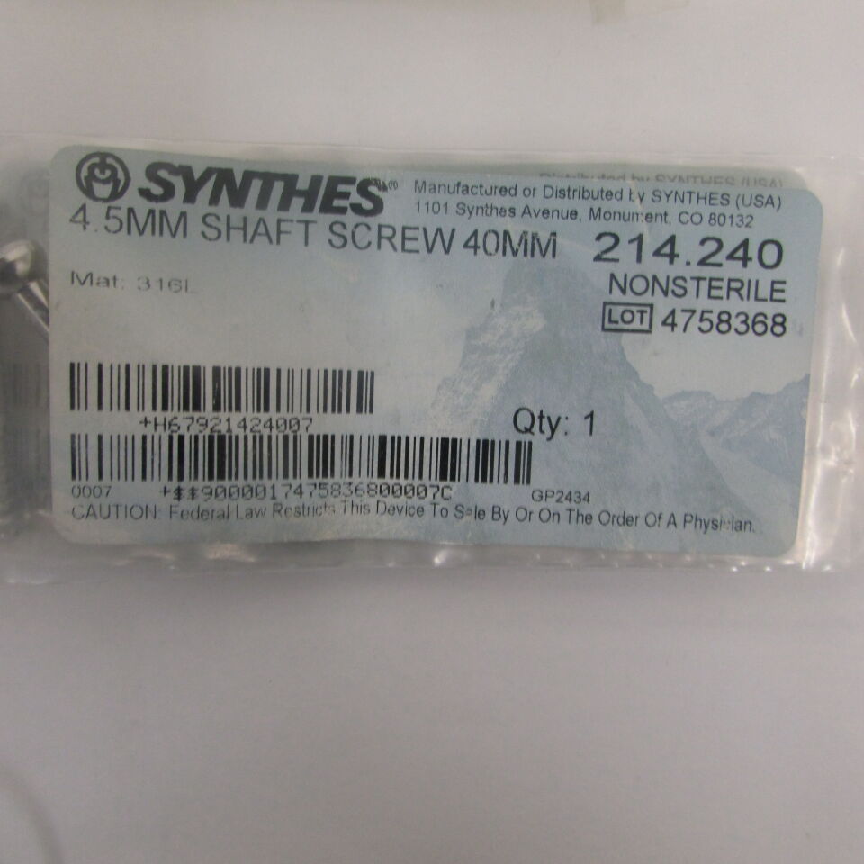 214.24 - SYNTHES - 4.5mm shaft screw 40mm, () - ( Expiry Date: EACH )