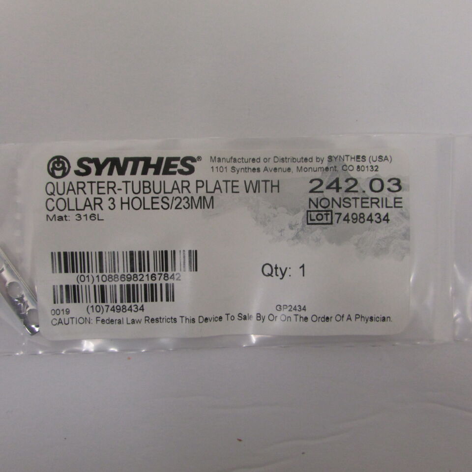 242.03 - SYNTHES - quarter tubular plate w collar 3 h 23mm, () - ( Expiry Date: EACH )