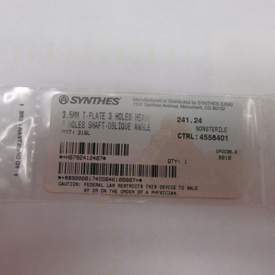 241.24 - SYNTHES - small t-plate 3 holes head/4 holes shaft/63mm-oblique, () - ( Expiry Date: EACH )