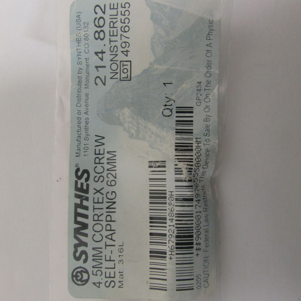 214.862 - SYNTHES - 4.5mm cortex screw self-tapping 62mm, () - ( Expiry Date: EACH )