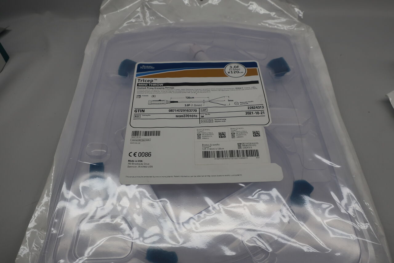 370101 - BOSTON SCIENTIFIC - tricep mini-throw hooked-prong grasping forceps 3.0f x 120 cm, () - ( Expiry Date: 2021-11-26 )