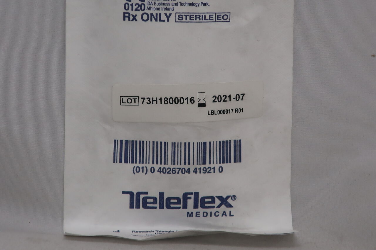 PI-93 - TELEFLEX - Teleflex Taut Intraducer 7.5F x 8.9cm, () - ( Expiry Date:  )
