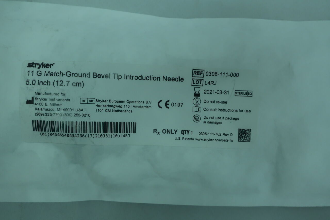 0306-111-000 - STRYKER - 11G Bevel Tip Match-Ground Introduction Needle, (EA) - ( Expiry Date: 2021-03-31 )