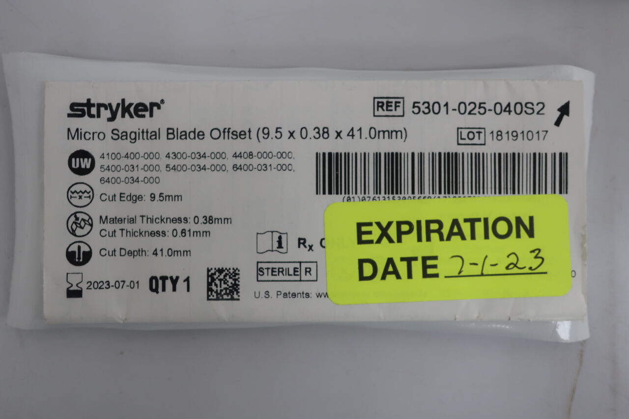 5301-025-040S2 - STRYKER - Micro Sagittal Blade Offset 9.5mm x 0.38mm x 41mm, (EA) - ( Expiry Date: 2023-07-01 )