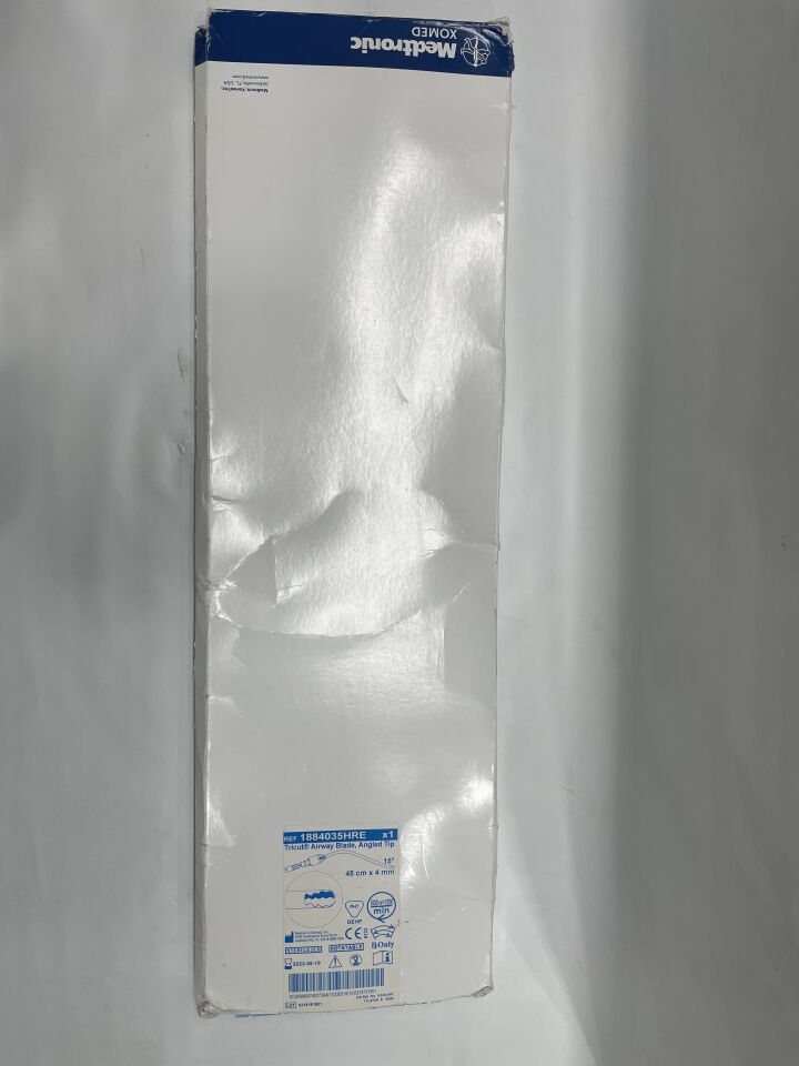 1884035HRE - MEDTRONIC - 4.0mm rotatable tricut angle-tip blade w/tubing: 45cm, (BX/1) - ( Expiry Date: 2023-05-19 )