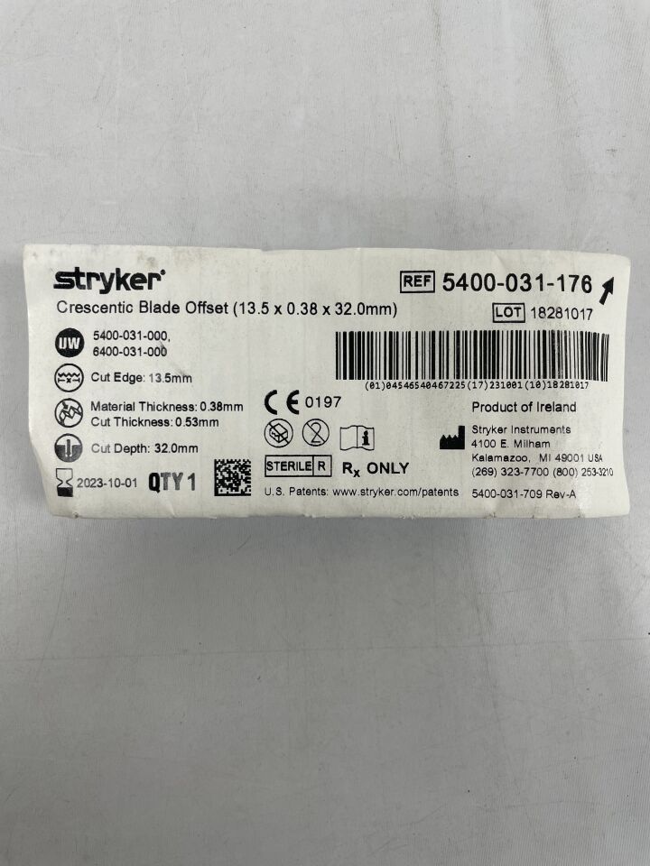 5400-031-176 - STRYKER - OffSet Crescentic Blade, 0.51 mm Thickness, 13.5 mm Cut Edge, () - ( Expiry Date: 2022-07-01 )