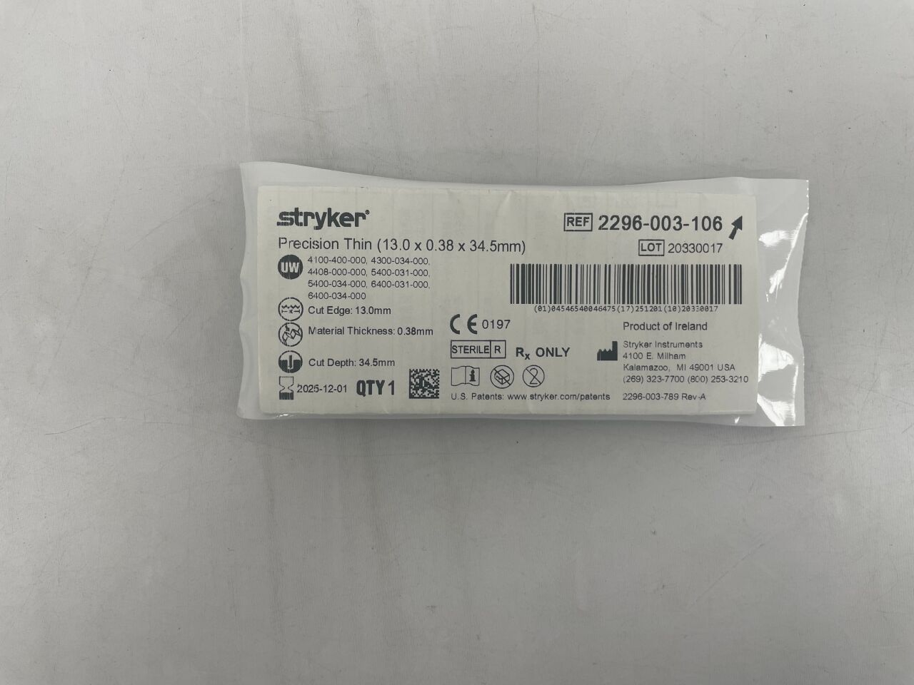 2296003106  -  STRYKER  -  Surgical saw blade, Precision Thin (13.0 x 0.38 x 34.5mm) , ( EA )  -  ( Expiry Date : 2025-12-01 )