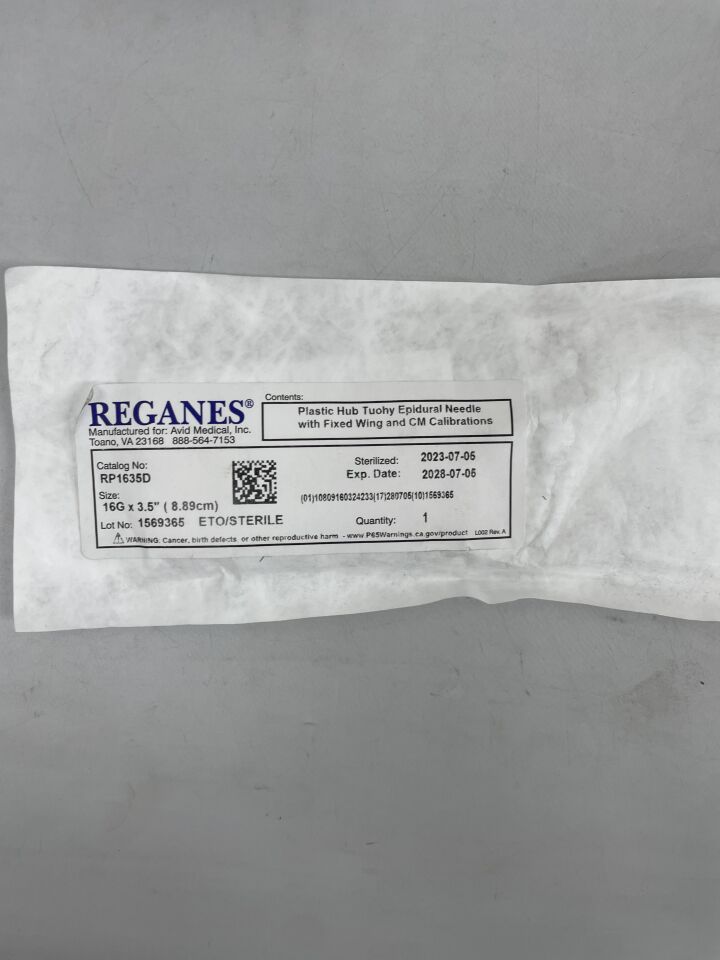 RP1635D - REGANES - 塑膠針座Tuohy硬膜外穿刺針，帶固定翼和厘米刻度，16G x 3.5英寸，（EA）-（有效期至：2028-07-05）