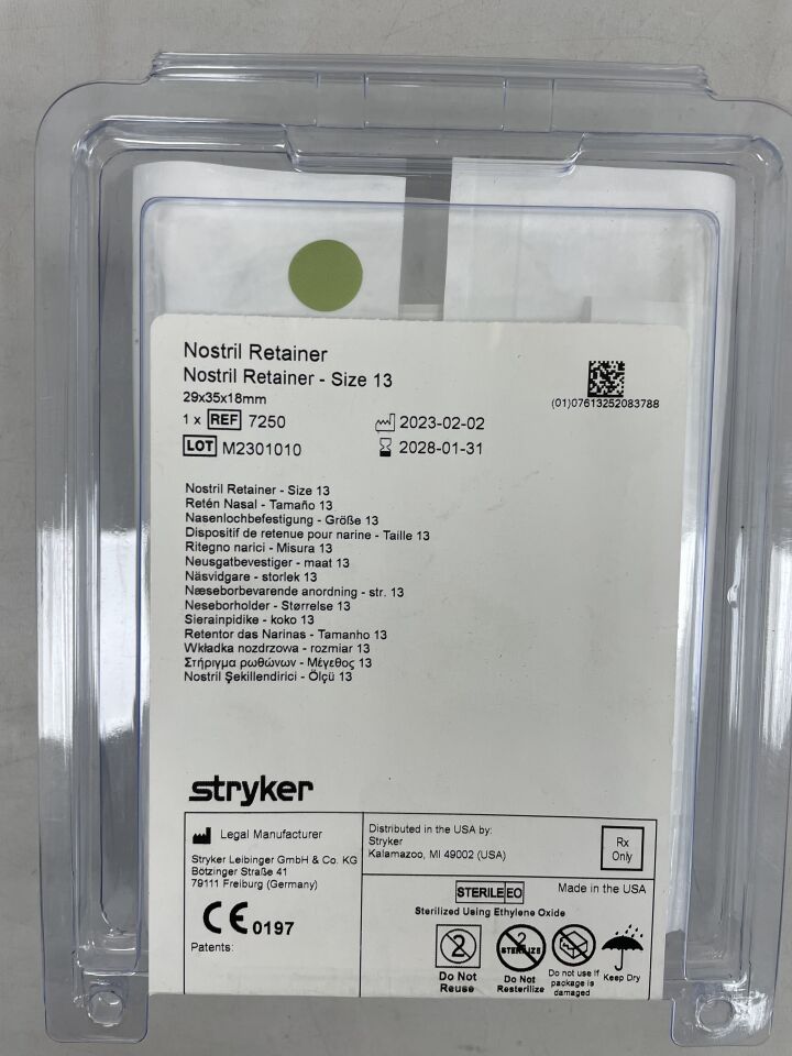 7250  -  STRYKER  -  Nostril Retainer, Size 13, 29x35x18mm , ( EA )  -  ( Expiry Date : 2028-01-31 )
