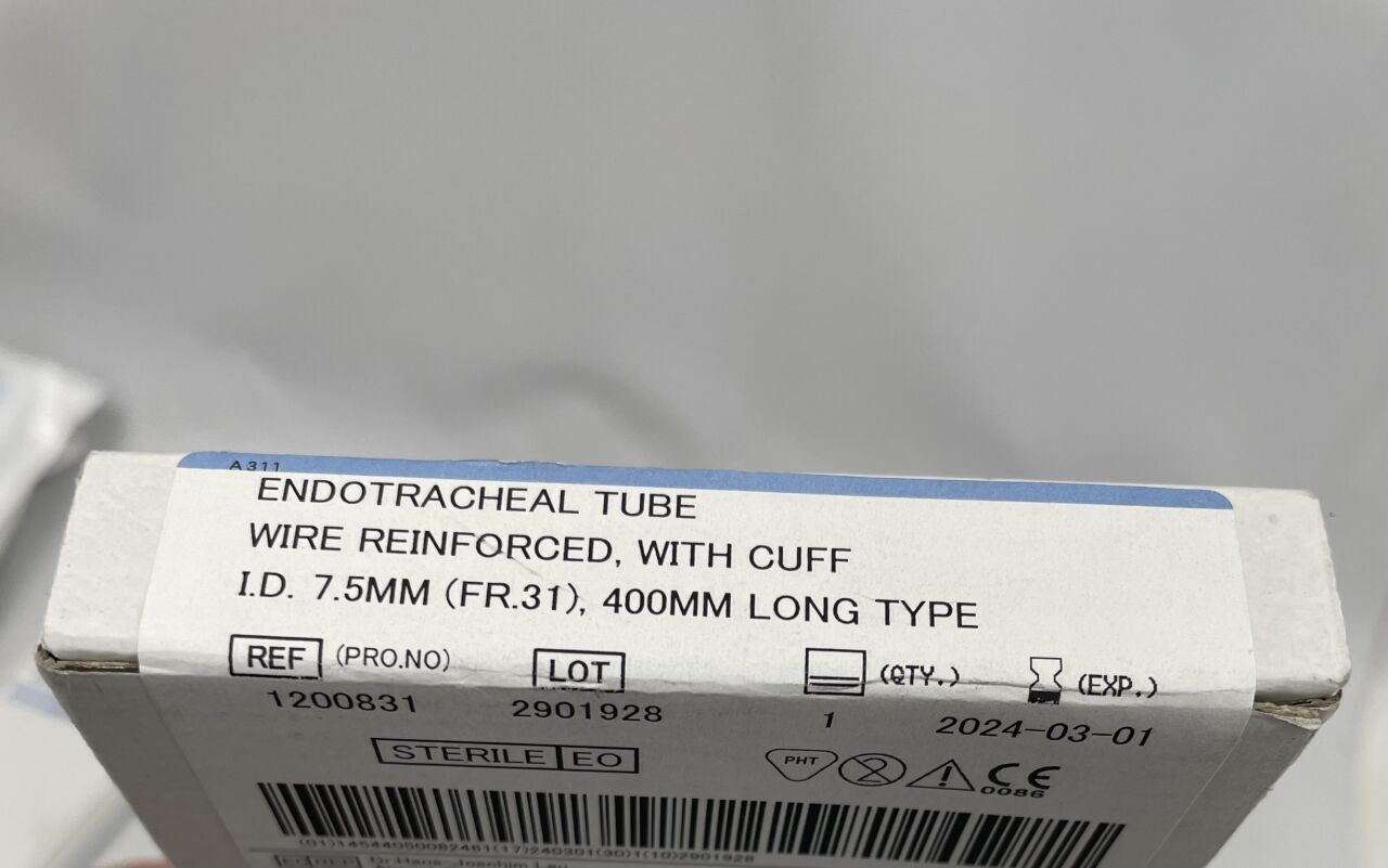 120831 - PHYCON - Endotracheal tube Wire reinforced with cuff, 7.5mm, 400mm, (BX/1) - ( Expiry Date: 2024-03-01 )