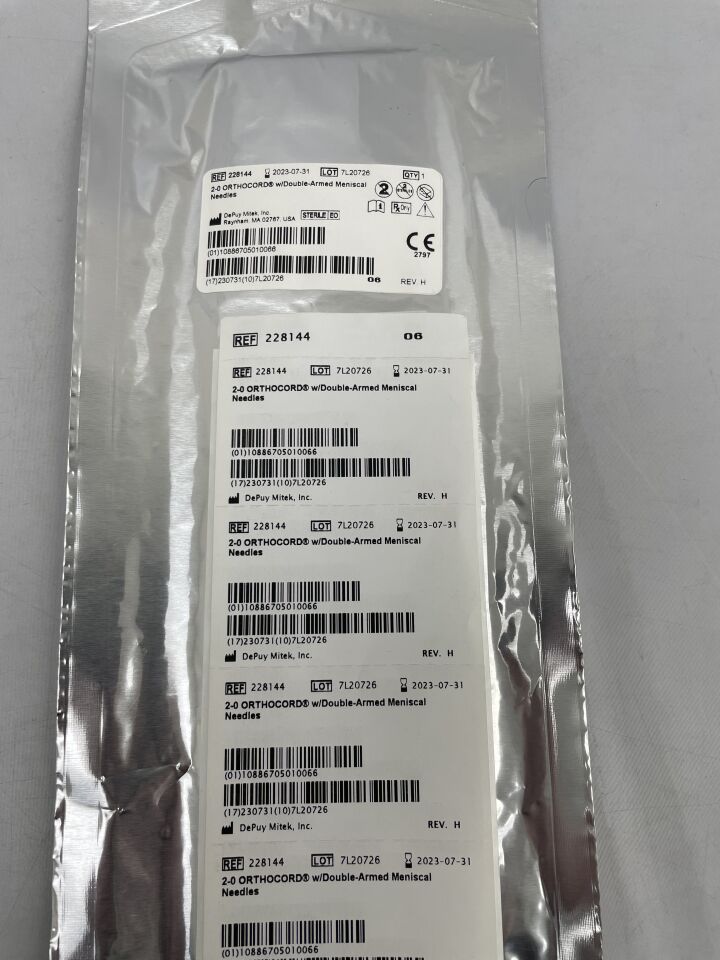 228144 - DEPUY - 2-0 ORTHOCORD w/Double-Armed Meniscal Needles ORTHOCORD Violet braided composite suture, Size 2-0 (3 metric), 38 Inches (96.5cm), Double - Armed with 13 Inches (33cm) meniscal needles (2)., (EA) - ( Expiry Date: 2023-07-31 )