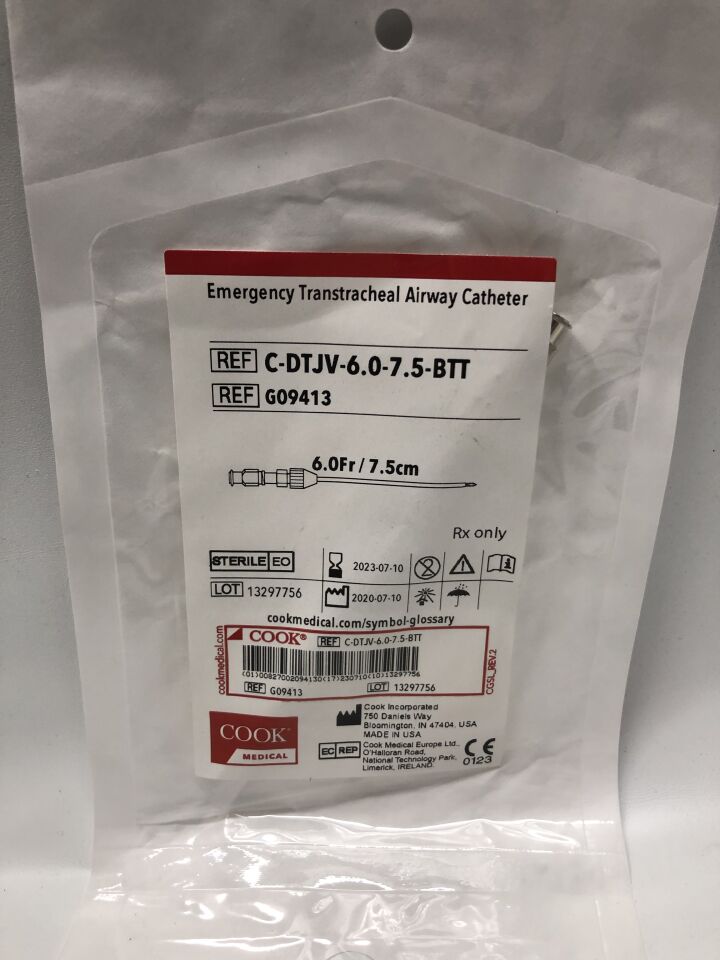 G09413 - COOK - Emergency Transtracheal Airway Catheter, 6Fr, () - ( Expiry Date: 2023-07-10 )