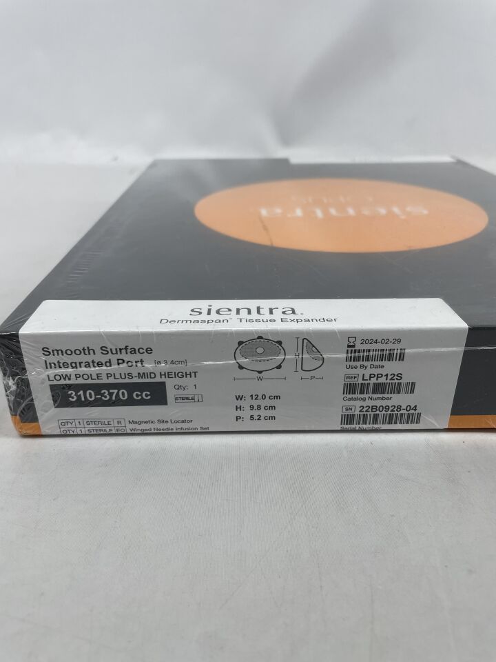 LPP12S - SIENTRA - Smooth Surface Integrated Port, 3.4cm, 310-370cc, (BX/1) - ( Expiry Date: 2024-02-29 )