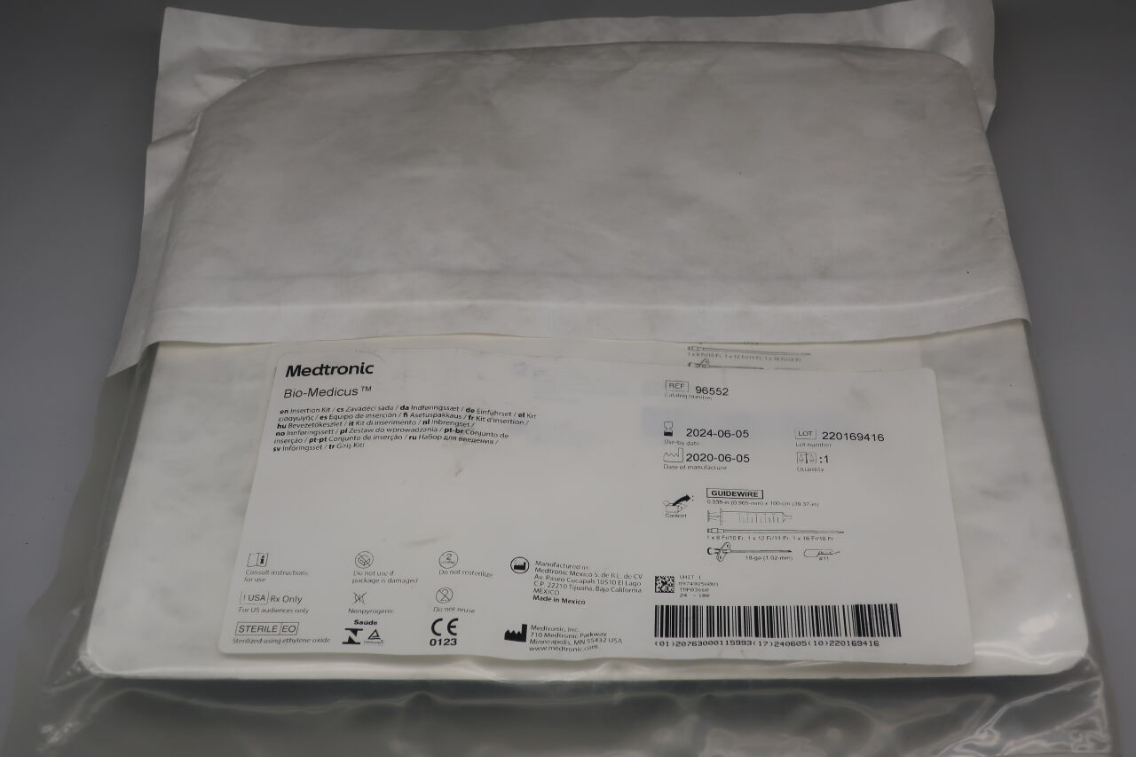 96552 - MEDTRONIC - BIO-MEDICUS INSERTION Kit,  Includes 0.038 in. x 100 cm Guidewire, Stepped Vessel Dilator, 8/10 Fr, 12 /14 Fr and 16/18 Fr, #11 Scalpel Blade, 10cc Syringe, 18G Seldinger Needle, (EA) - ( Expiry Date: 2024-03-27 )