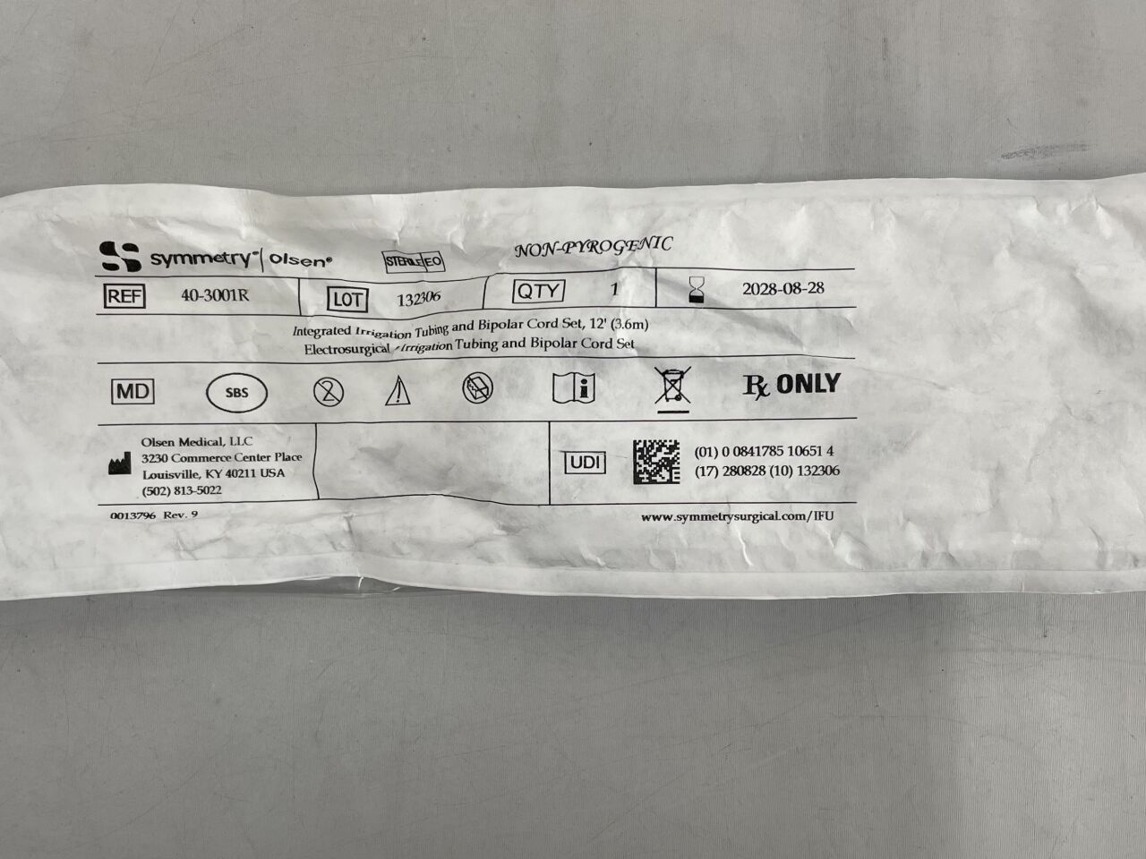 40-3001R  -  SYMMETRY SURGICAL  -  olsen bipolar irrigating tubing and bipolar cord set, 12' , (  )  -  ( Expiry Date : 2028-08-28 )