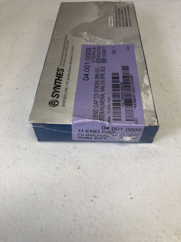 04.001.000S - SYNTHES - Titanium End Cap Humeral Nail, (BX/1) - ( Expiry Date: 2017-12-01 )