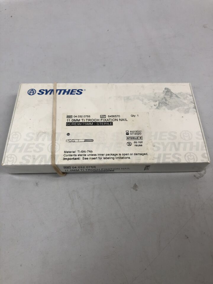 04.032.075S - SYNTHES - Titanium Troch Fixation Nail, 11mm X 75mm, (BX/1) - ( Expiry Date: 2020-07-17 )