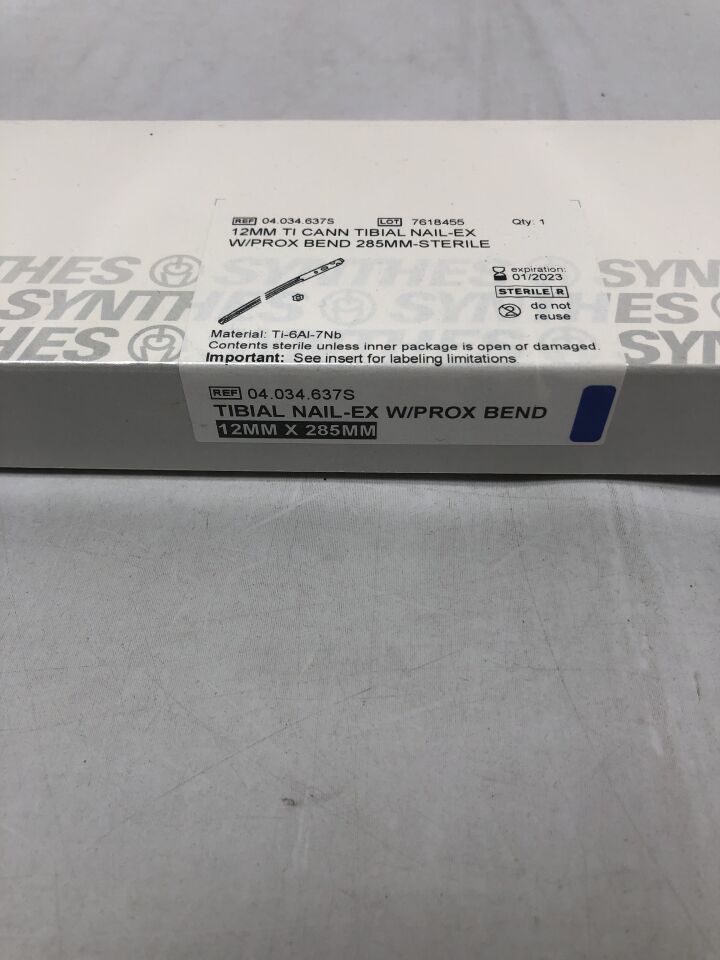 04.034.637S - SYNTHES - Titanium Cannulated Tibial Nail with Prox Bend, 12mm X 285mm, (BX/1) - ( Expiry Date: 2023-01-31 )