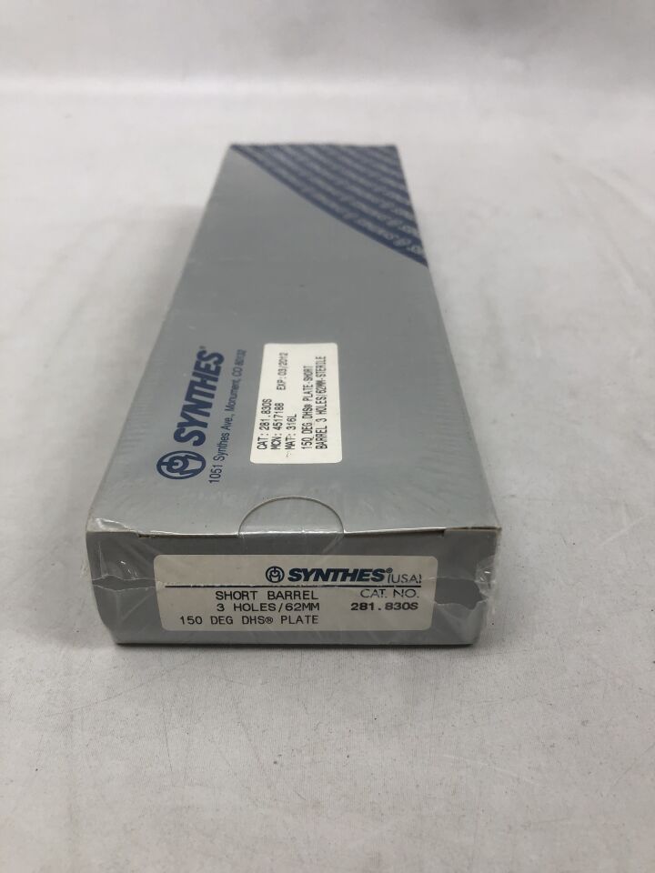 281.830S - SYNTHES - 150 Degree DHS Plate-Short Barrel, 3 Holes, 62mm, (BX/1) - ( Expiry Date: 2012-03-01 )