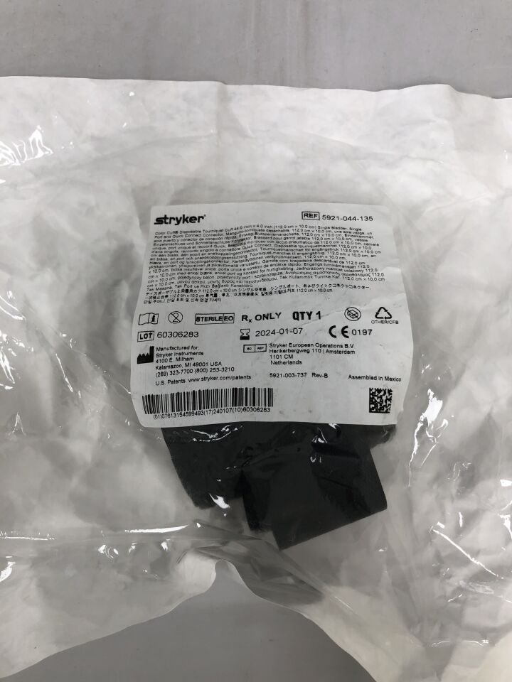 5921-044-135 - STRYKER - Color Cuff Tourniquet Cuff Single Bladder, Single Port & Quick Connect Connector, 44x4in, (EA) - ( Expiry Date: 2024-01-07 )