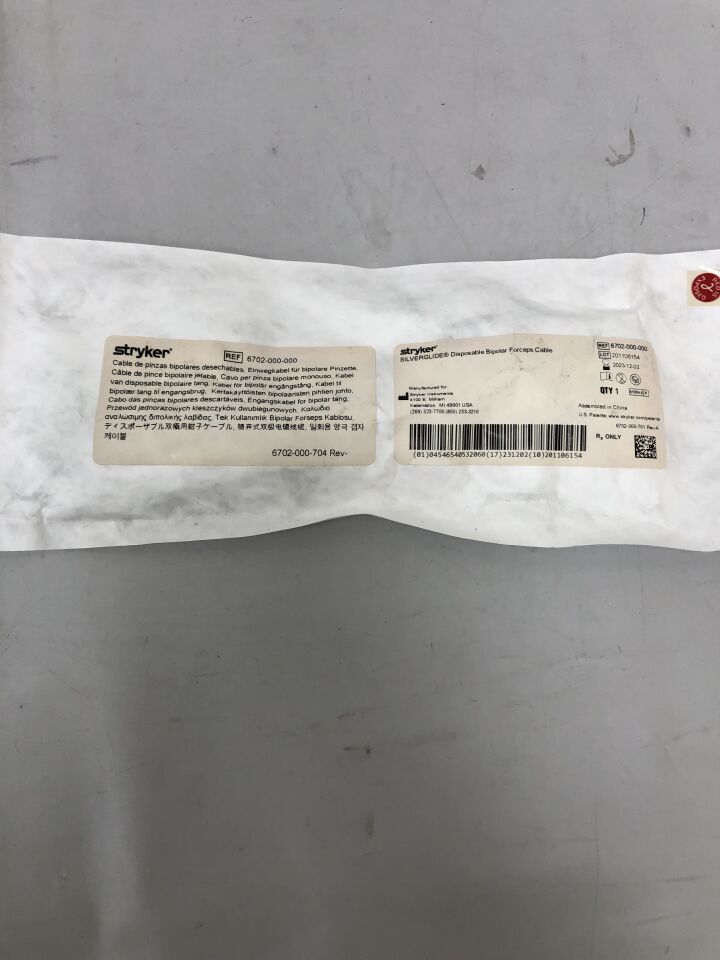 6702-000-000 - STRYKER - SilverGlide Disposable Bipolar Forceps Cable, (EA) - ( Expiry Date: 2023-12-02 )