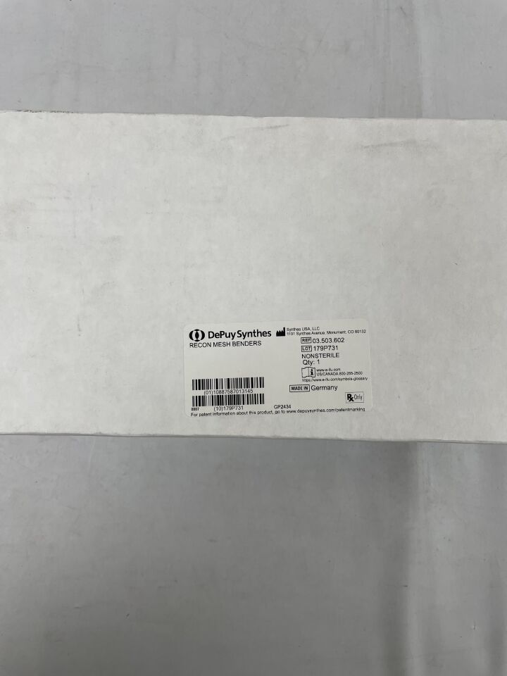 03.503.602 - SYNTHES - recon mesh benders, (BX/1) - ( Expiry Date: 2099-12-31 )