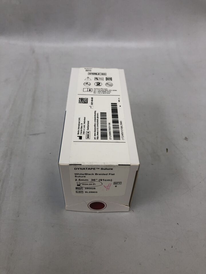 280825 - MEDOS - Dynatape Suture, White and Black Braided Flat Suture, 2.5mm, 36in length, (BX/6) - ( Expiry Date: 2024-05-31 )