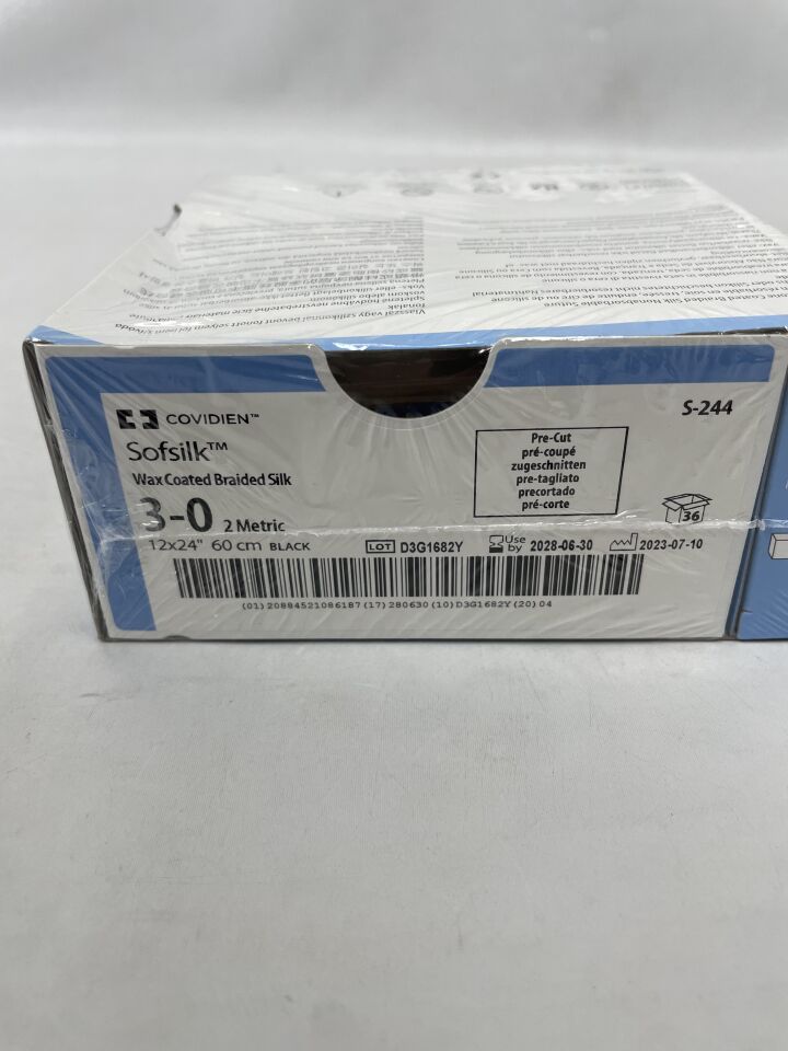 S-244 - COVIDIEN - 3-0 美敦力 Sofsilk 黑色 12 x 24 英吋線（每包 12 根），（BX/36）-（有效期限：2028-06-30）