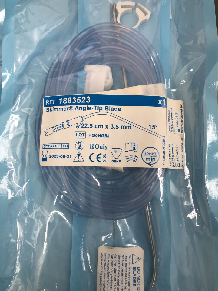 1883523 - MEDTRONIC - Xomed Skimmer Angle-Tip Blade, 22.5cm X 3.5mm, 15 degree, (EA) - ( Expiry Date: 2023-08-21 )