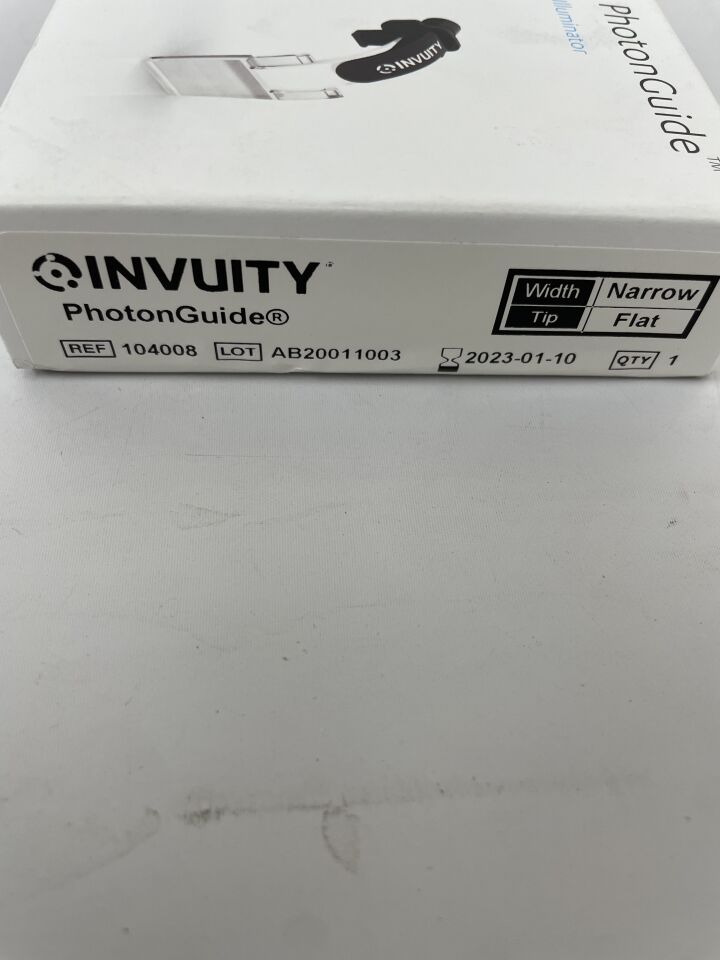 104008 - STRYKER - invuity photonguide illuminator, narrow/flat, (BX/1) - ( Expiry Date: 2023-01-10 )