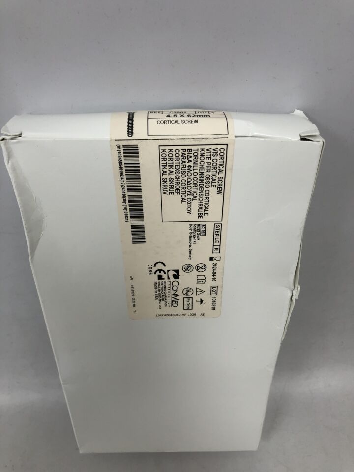 C2862 - CONMED - Cortical Screw 4.5mm x 62mm, (BX/1) - ( Expiry Date: 2024-04-16 )