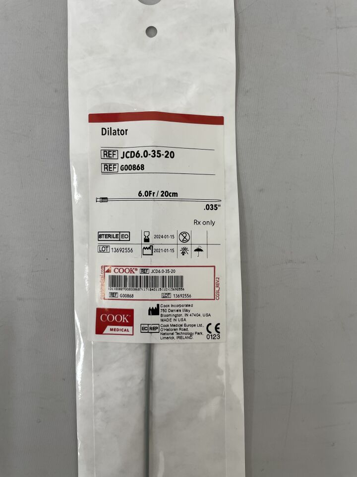 G00868 - COOK - Standard Dilator 6F x 20cm, 0.035", (EA) - ( Expiry Date: 2024-01-15 )