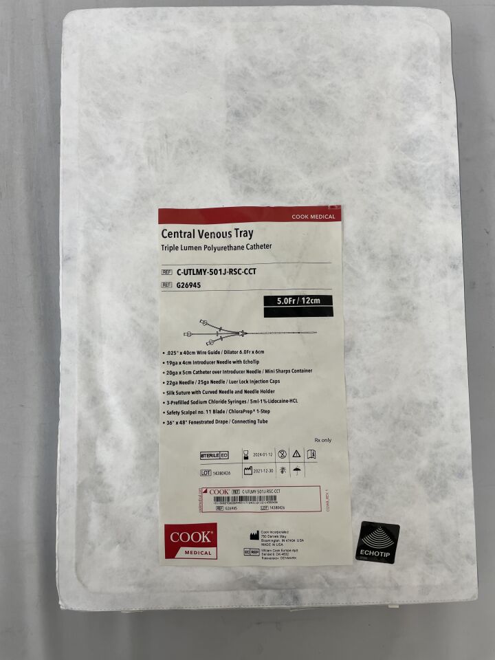 G26945 - COOK - Triple Lumen CVC Tray, Standard, Polyurethane 5F x 12cm, (EA) - ( Expiry Date: 2024-01-12 )