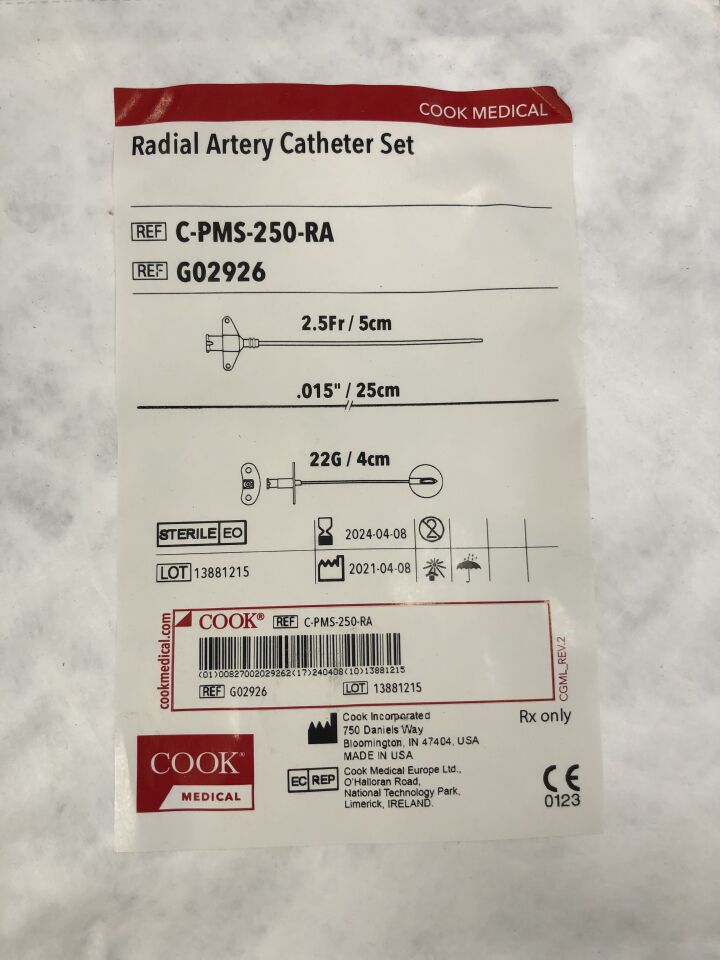 G02926 - COOK - Arterial Pressure Monitoring Set 2.5Fr x 5cm, (EA) - ( Expiry Date: 2024-04-08 )
