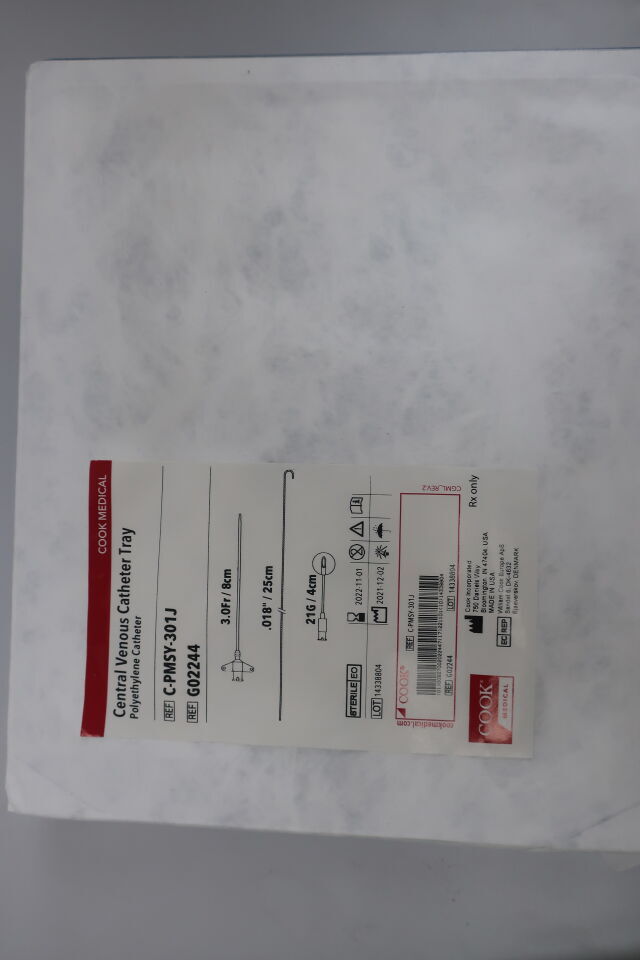 G02244 - COOK - Single Lumen Central Venous Catheter Tray, 3 Fr/20G x 8 cm Catheter Length, (BX/1) - ( Expiry Date: 2023-12-09 )