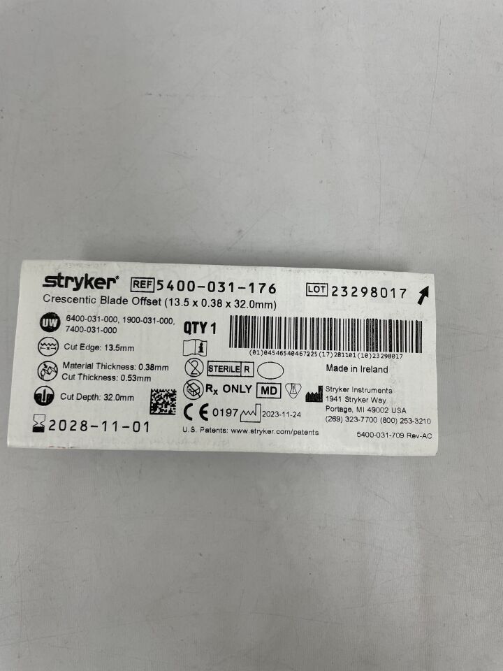 5400-031-176  -  STRYKER  -  crescentic blade offset 13.5mm x 32mm x 0.51mm , ( EA )  -  ( Expiry Date : 2028-11-01 )