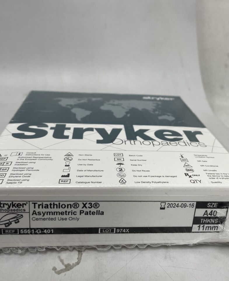 5551-G-401 - STRYKER - Triathlon X3 Asymmetric Patella A40 11mm, (BX/1) - ( Expiry Date: 2024-09-16 )