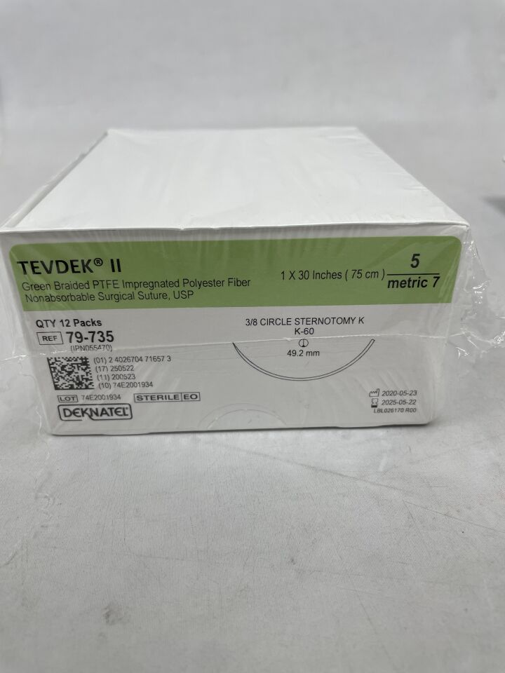 79-735 - TELEFLEX - Tevdek 編織縫合線，綠色，5 號，30 英寸，K-60 針，（盒/12）-（有效期：2025-05-22）