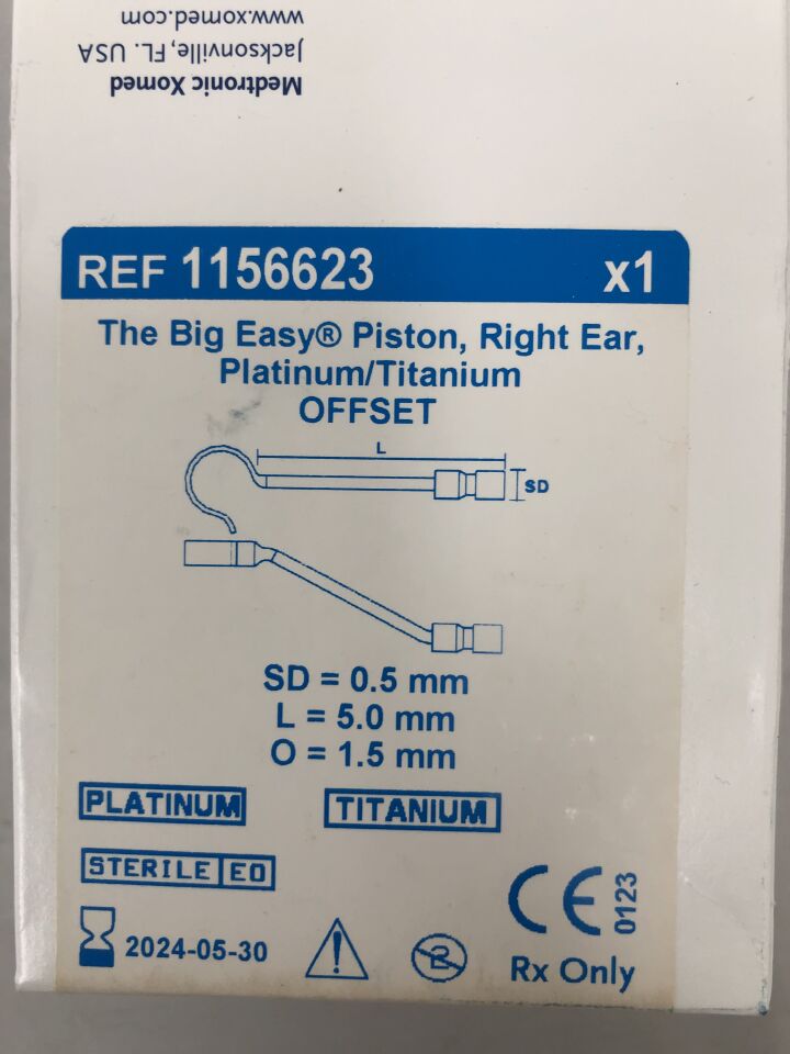 1156623 - MEDTRONIC - The Big Easy Piston, Prosthesis, Right Ear, Platinum/Titanium, Offset, 0.5mm SD, 5.0mm L, 1.5mm O, (BX/1) - ( Expiry Date: 2024-05-30 )