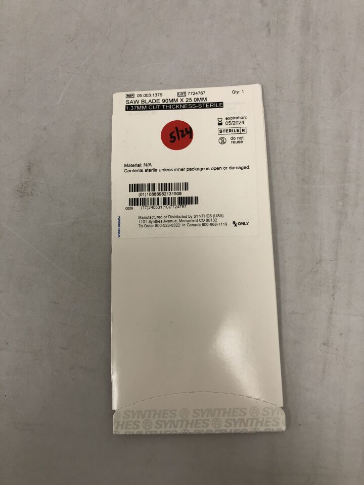 05.003.137S - SYNTHES - Saw Blade, 90mm X 25mm, 1.3mm cut thickness, (EA) - ( Expiry Date: 2024-05-31 )