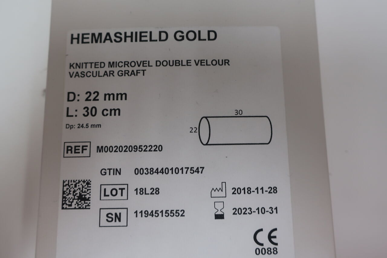 M002020952220 - MAQUET - HemaShield Gold Knitted Microvel Double Velour Vascular Graft, 22mm X 30cm length, (BX/1) - ( Expiry Date: 2022-06-30 )