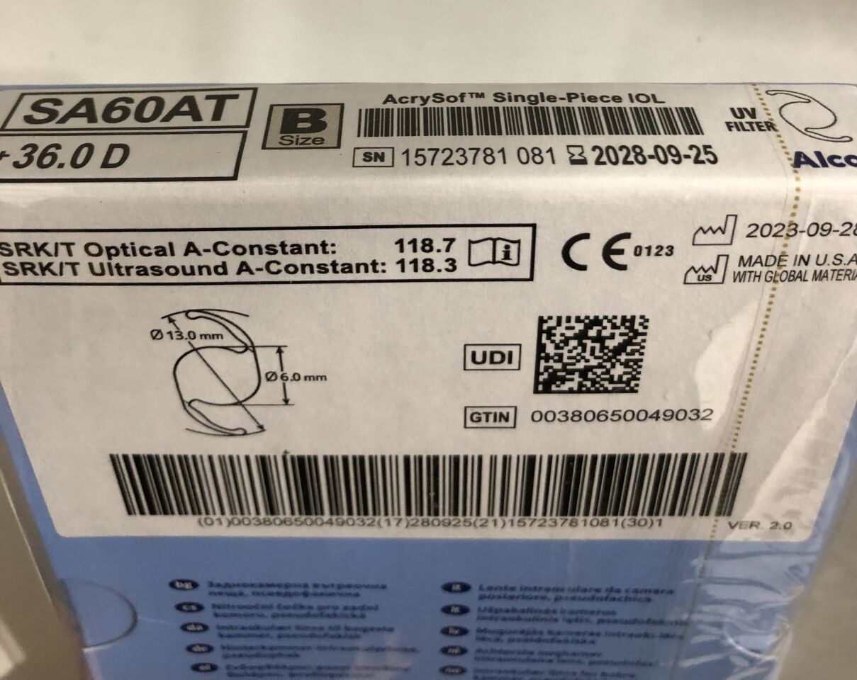 SA60AT360 - ALCON - Lente intraocular de una sola pieza AcrySof, +36,0 D, 13,0 mm de longitud x 6,0 mm, (caja/1) - (Fecha de caducidad: 25/09/2028)