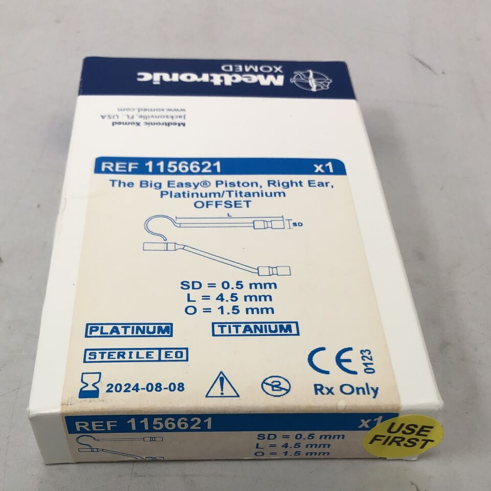 1156621 - MEDTRONIC - The Big Easy Piston, Right Ear, Platinum/Titanium, Offset, 0.5mm SD, 4.5mm L, 1.5mm O, () - ( Expiry Date: 2024-08-08 )