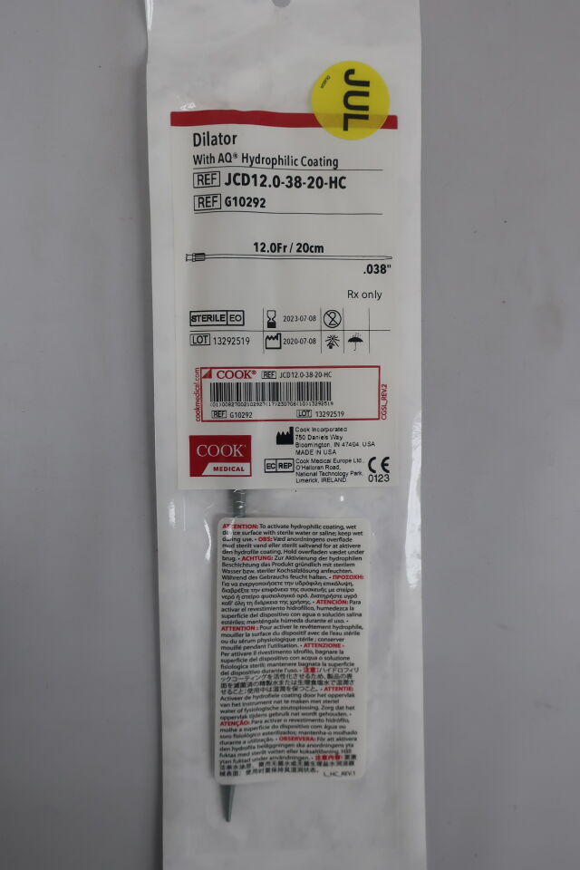 G10292 - COOK - Dilator with AQ Hydrophilic Coating, 12Fr x 20cm, 0.038, () - ( Expiry Date: 2024-03-23 )