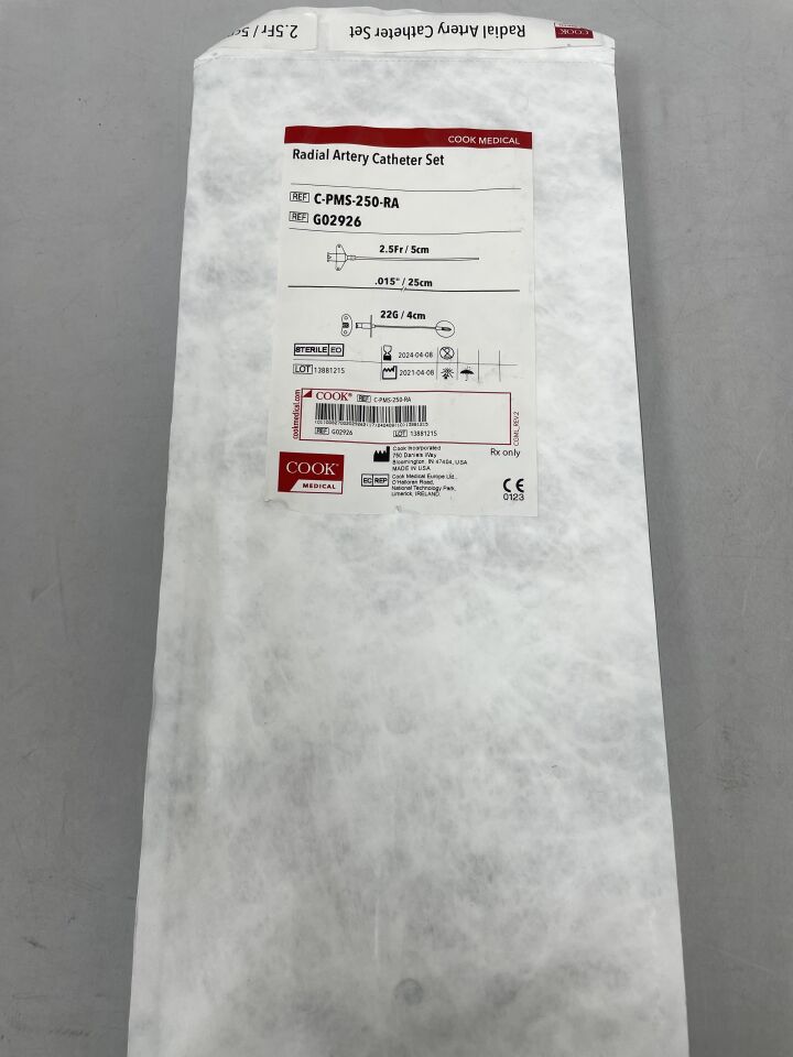 G02926 - COOK - Arterial Pressure Monitoring Set 2.5F x 5cm, (EA) - ( Expiry Date: 2024-04-08 )