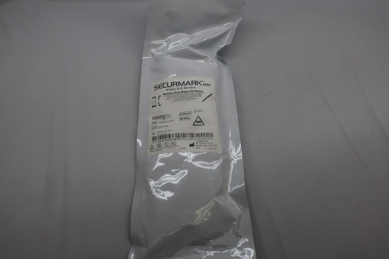 SMARK-M-SS1 - HOLOGIC - SecurMark MRI Stainless Steel Biopsy Site Marker, Buckle, (EA) - ( Expiry Date: 2022-10-07 )