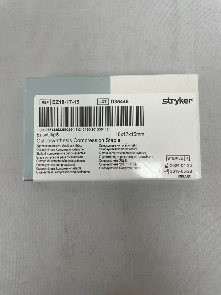 EZ18-17-15 - STRYKER - EasyClip Bicortical Staple 18mm, 17-15mm, (BX/1) - ( Expiry Date: 2024-04-30 )